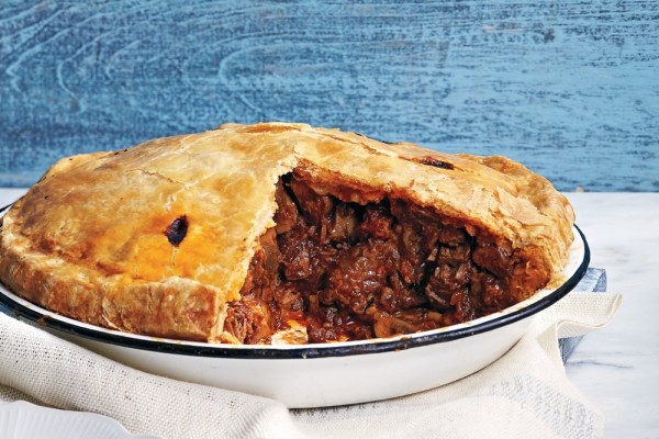 Beef and mushroom pie