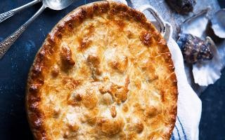 Beef and oyster pie