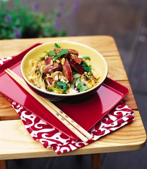 Beef and vegetable rice noodles
