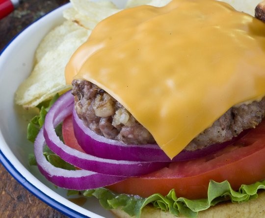 Beef-bacon burger blend