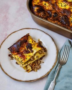 Beef börek