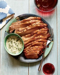 Beef brisket with lemon-oregano sauce