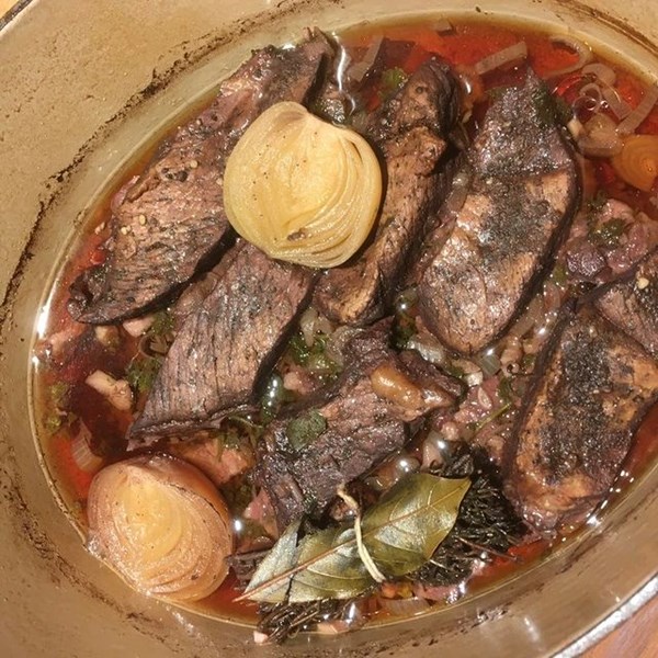 Beef casserole in the style of a terrine (La daube de la Saint-André)