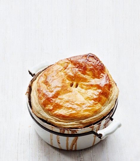 Beef cheek and ale pie with chocolate
