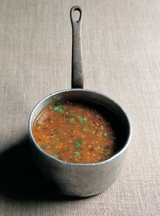 Beef consommé (Consommé de boeuf)