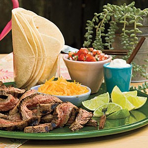 Beef fajitas with pico de gallo