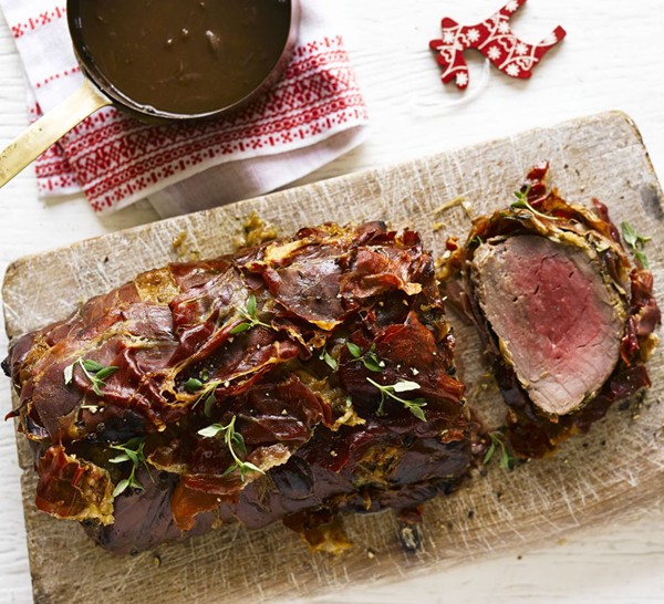 Beef fillet with horseradish & prosciutto