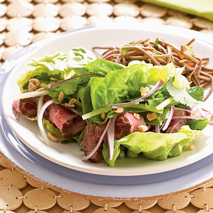 Beef lettuce wraps