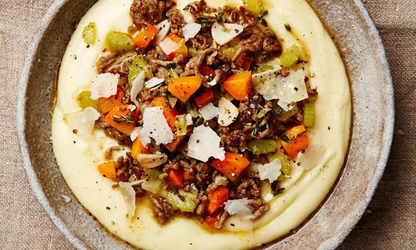 Beef ragout with semolina and Parmesan porridge 