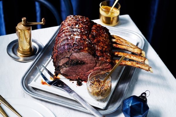 Beef rib roast, mushrooms, red onion and horseradish jam