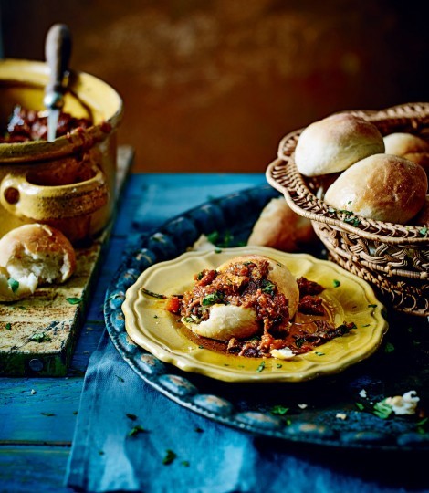 Beef short-rib ragù with gnocchi buns