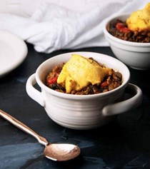 Beef skillet pie with cornbread