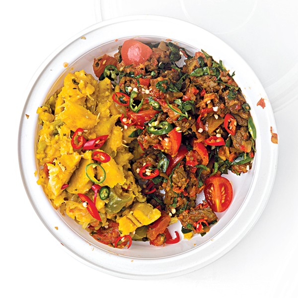 Beef stew with mashed plantains (Sukuma wiki matoke)
