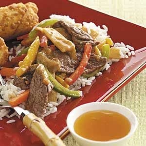 Beef stir-fry with peanut sauce