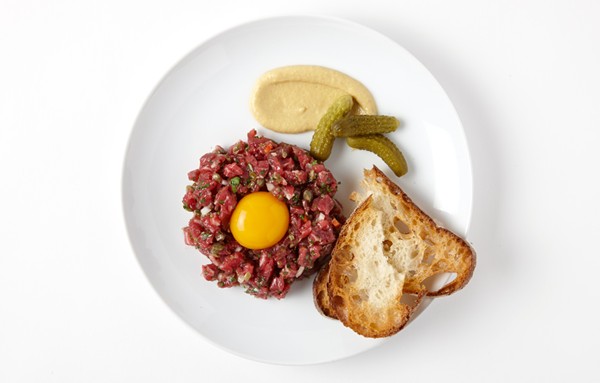 Beef tartare with cherry peppers