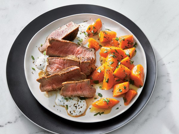 Beef tenderloin with horseradish cream and glazed carrots