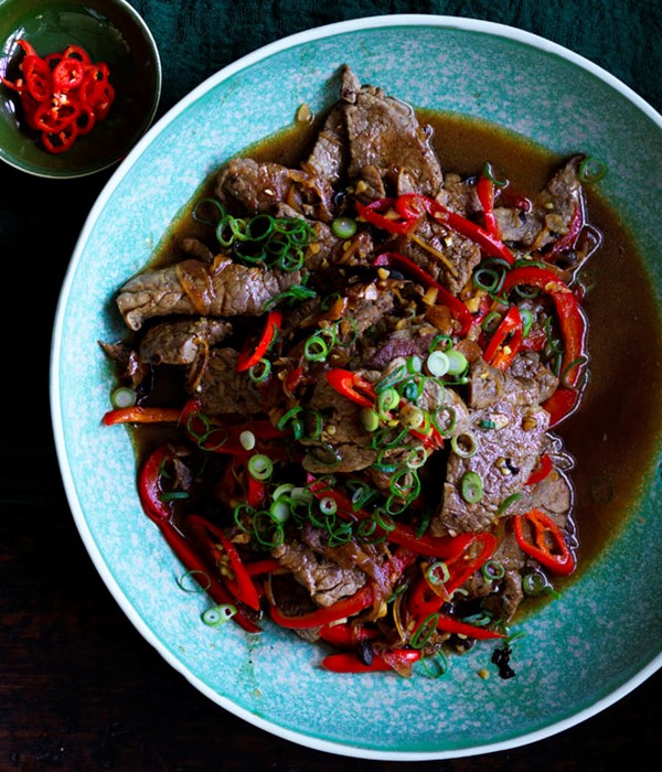 Beef with black bean and chilli sauce