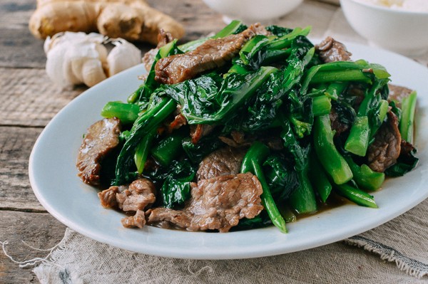 Beef with Chinese broccoli
