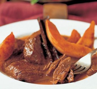 Beef with quinces