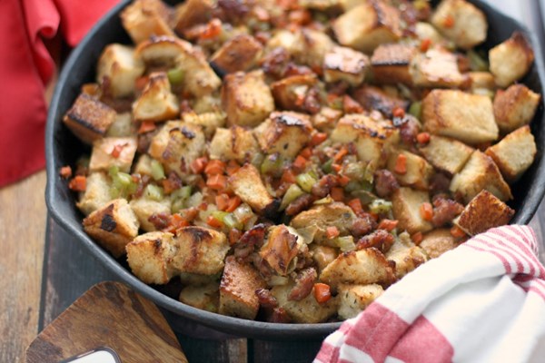 Beer & brats stuffing (dressing)