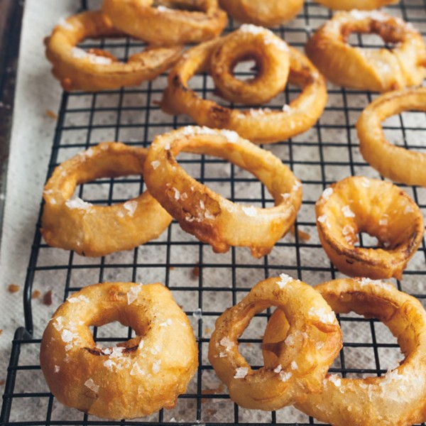 Beer-battered onion rings