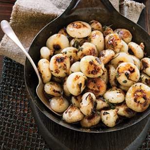 Beer-braised cipollini onions