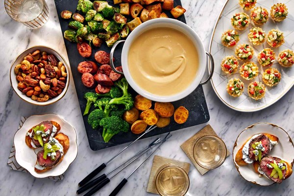 Beer-cheese fondue