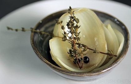 Beer pickled onions