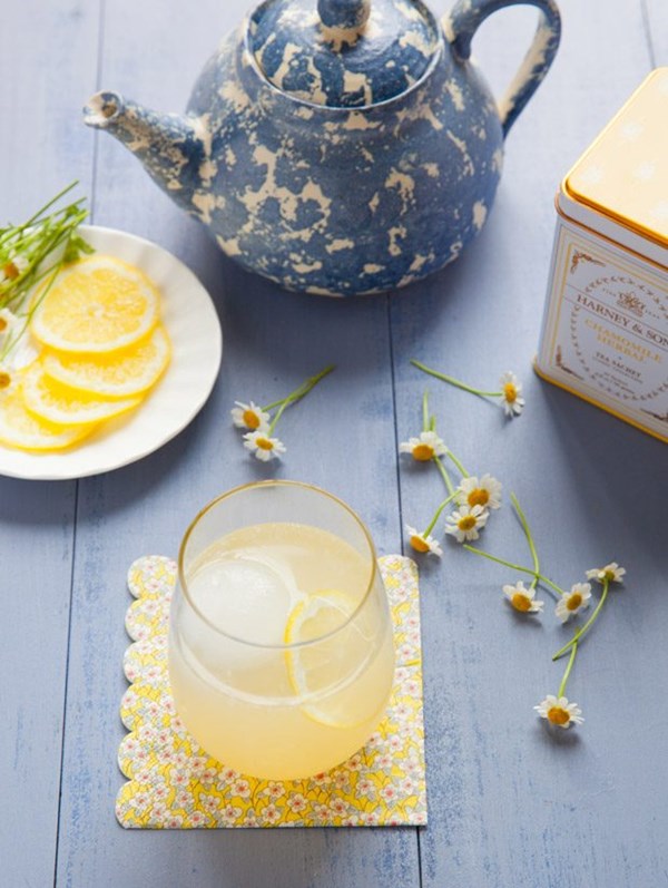 Bees and blossoms cocktail