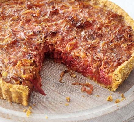 Beet and caramelised onion tart