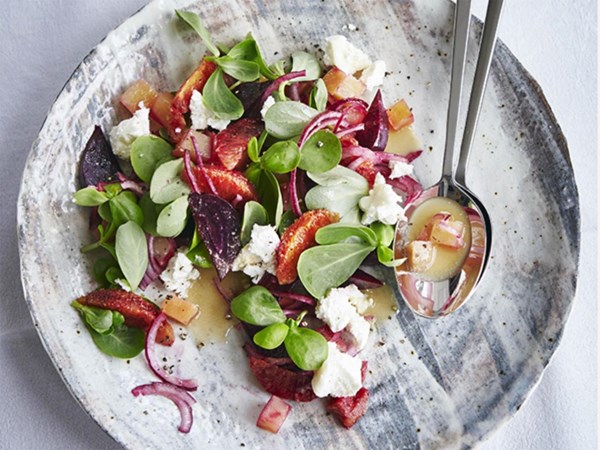 Beet and goat cheese salad