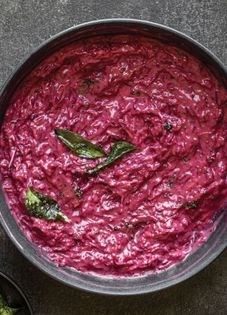 Beet-carrot raita