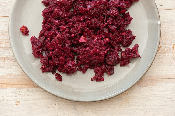 Beet 'caviar'