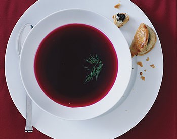Beet consommé