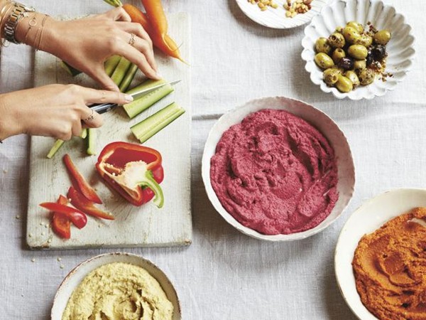 Beet hummus