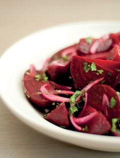 Beet salad (Salata so tsveklo)