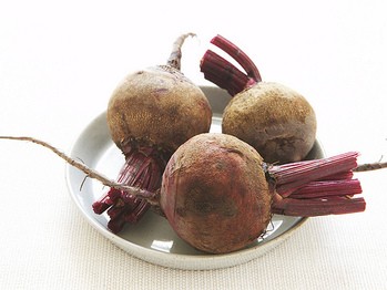Beet salad with ricotta salata and olives