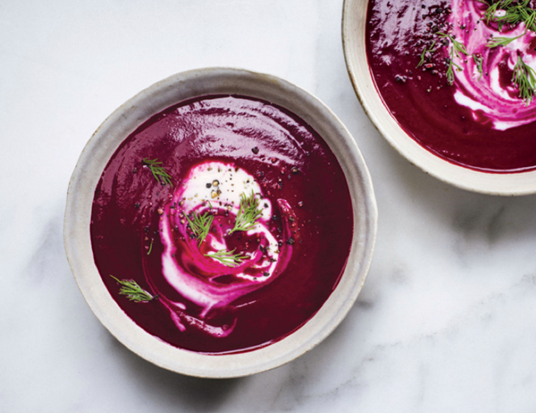 Beet soup with caraway