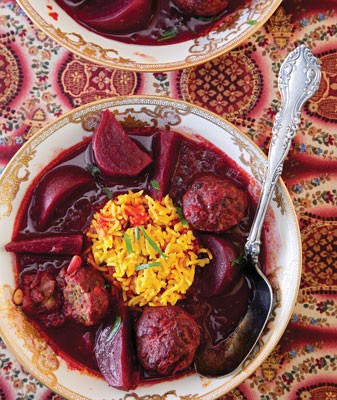 Beet stew with lamb meatballs (Kibbeh shifta b'shwandar)