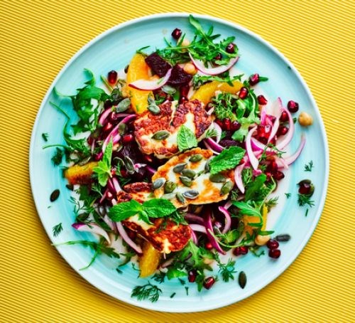 Beetroot & halloumi salad with pomegranate & dill