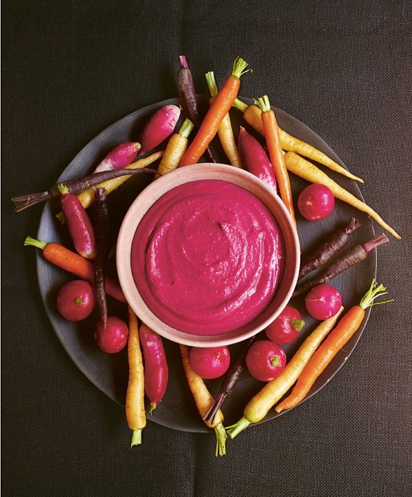 Beetroot and chickpea dip