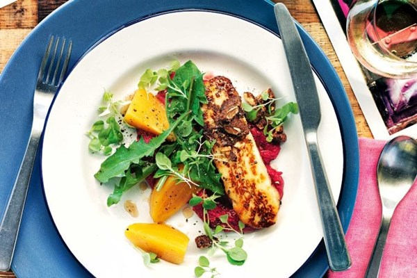 Beetroot and haloumi salad with honey and oregano