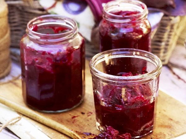 Beetroot, caraway & horseradish relish
