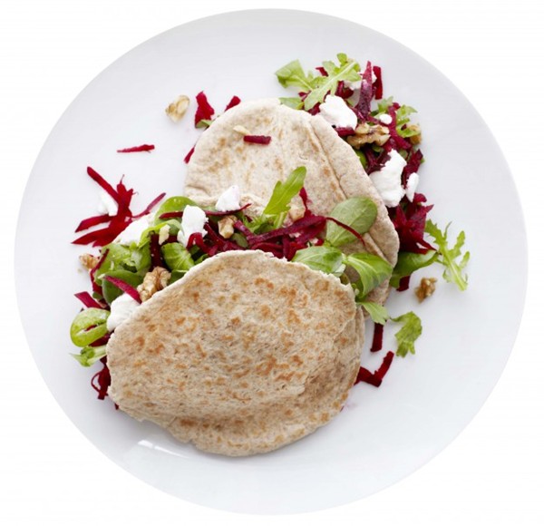Beetroot, goat's cheese and walnut pittas