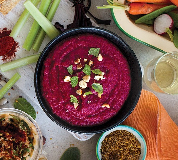 Beetroot hummus