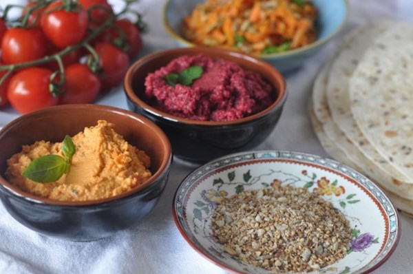 Beetroot hummus