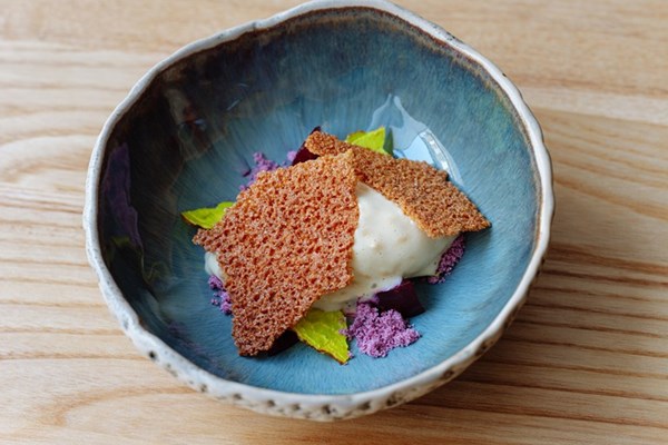  Beetroot, malt caramel and milk ice cream