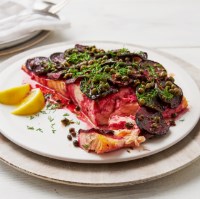 Beetroot roasted salmon