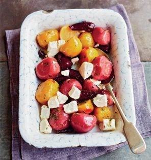 Beetroot salad with goat's cheese (Salade de betteraves, fromage de chèvre)