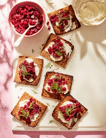 Beetroot tartare and ricotta toasts